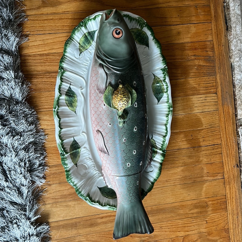 Authentic Tiffany fish and serving platter